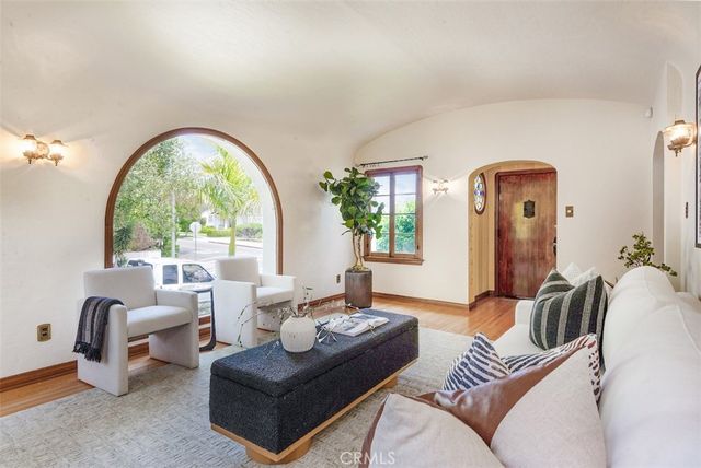 4340 E Colorado Street, Long Beach, CA 90814