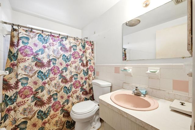 3542 BEDFORD STREET, New Port Richey, FL 34652