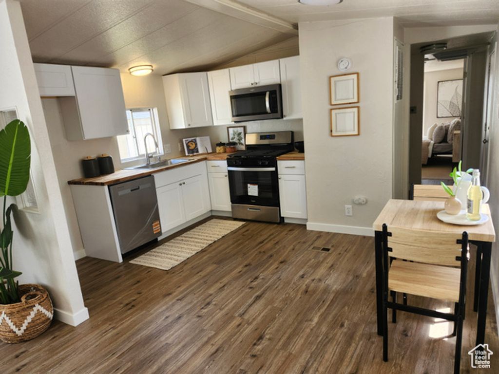 Image 2 of property listing at 935 E 3000 N #165, Layton, UT 84040