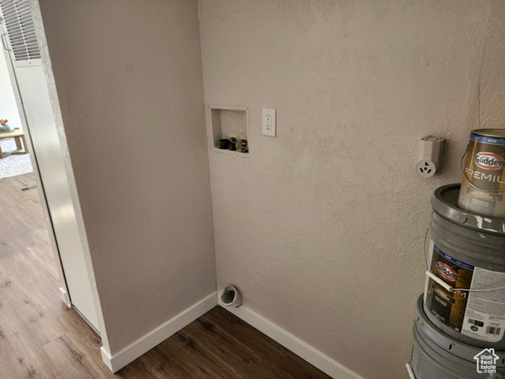 Image 11 of property listing at 935 E 3000 N #165, Layton, UT 84040