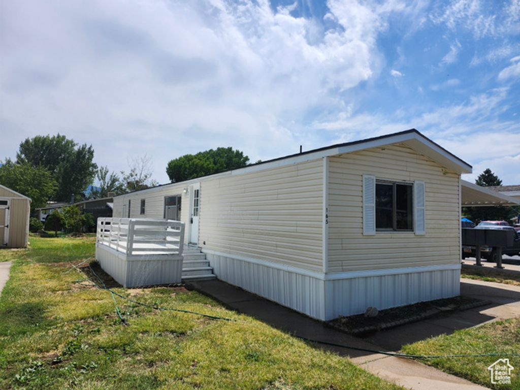 Image 13 of property listing at 935 E 3000 N #165, Layton, UT 84040