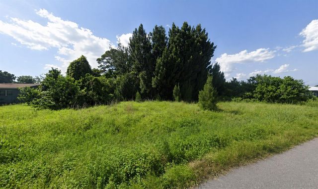CAPILLA LANE, North Port, FL 34287