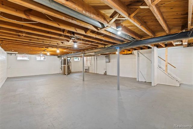 33091 Barton Street, Garden City, MI 48135