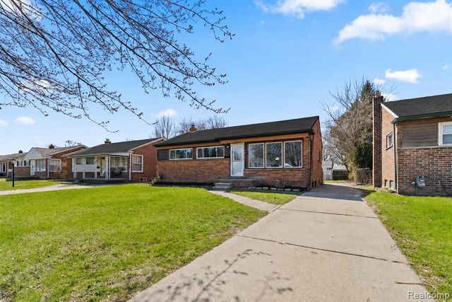 33091 Barton Street, Garden City, MI 48135