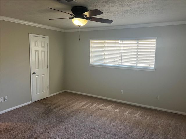 1507 Alderbrook Drive, Sugar Land, TX 77498