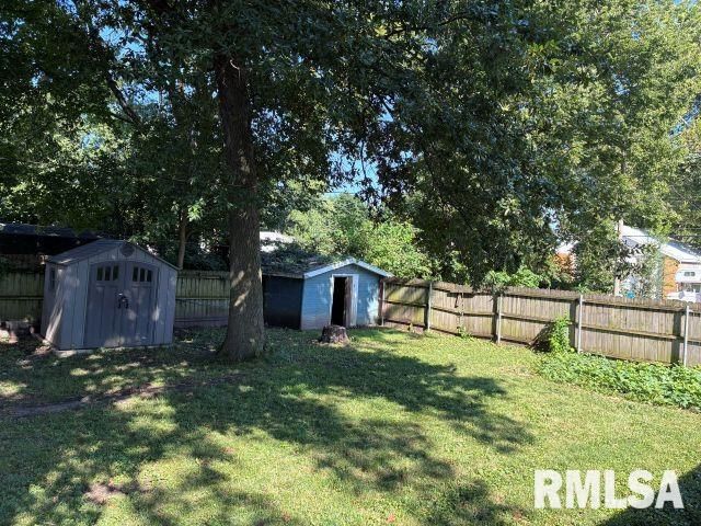 521 W North Grand Avenue, Springfield, IL 62702