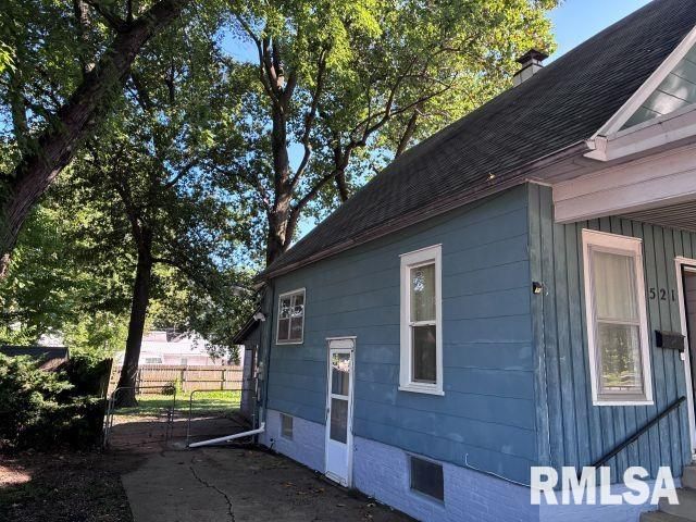 521 W North Grand Avenue, Springfield, IL 62702