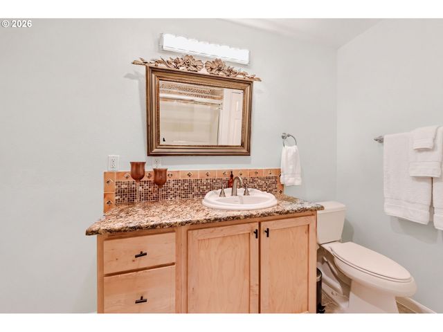 14810 Sw SANDHILL Loop 101, Beaverton, OR 97007