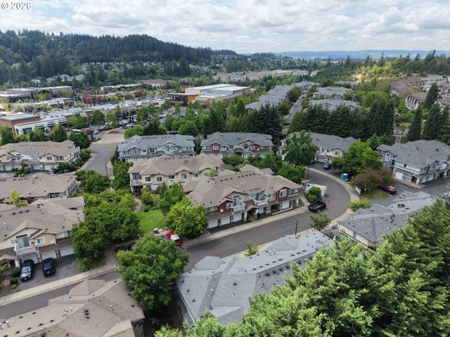 14810 Sw SANDHILL Loop 101, Beaverton, OR 97007