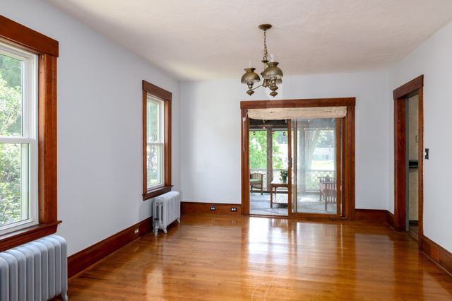 28 Holt Road, Holden, MA 01520