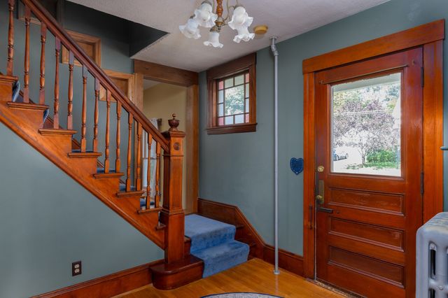 28 Holt Road, Holden, MA 01520