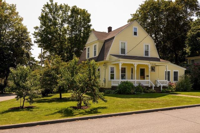 28 Holt Road, Holden, MA 01520