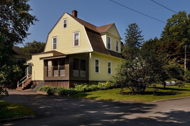 28 Holt Road, Holden, MA 01520