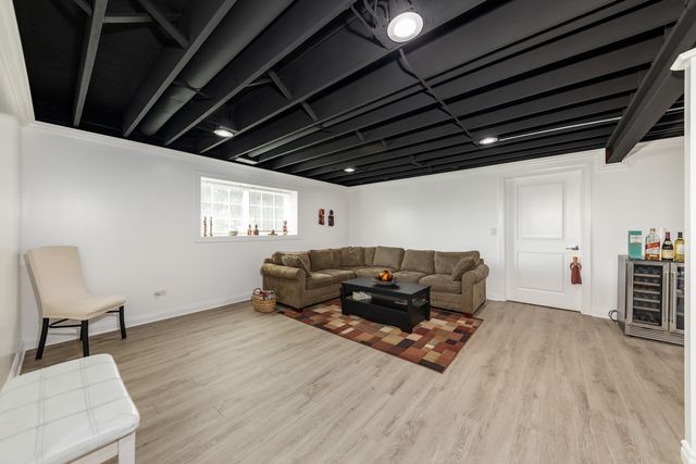 451 Parkside Lane, Yorkville, IL 60560