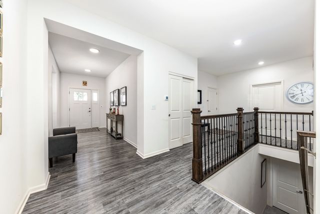 451 Parkside Lane, Yorkville, IL 60560