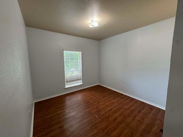 813 Betty Court B, Hurst, TX 76053