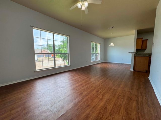 813 Betty Court B, Hurst, TX 76053