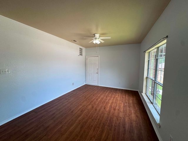 813 Betty Court B, Hurst, TX 76053