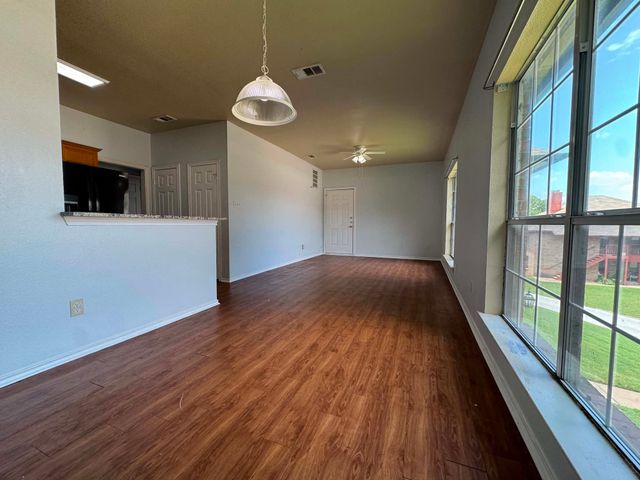 813 Betty Court B, Hurst, TX 76053