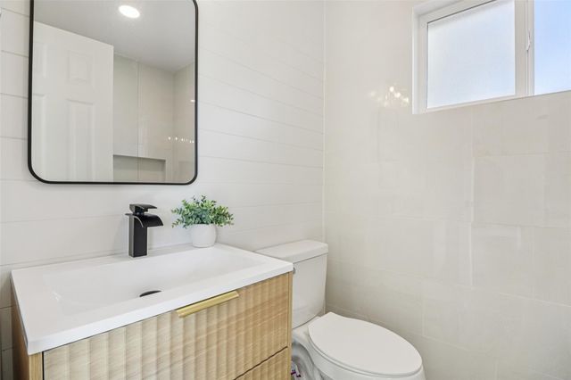 2019 Magnolia Drive, La Marque, TX 77568