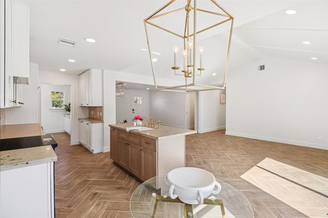 2019 Magnolia Drive, La Marque, TX 77568