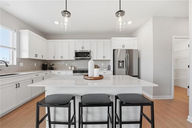 10637 N Jefferson Street, Kansas City, MO 64155