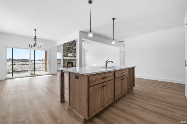 4877 Silverstone Passage, Fort Wayne, IN 46818