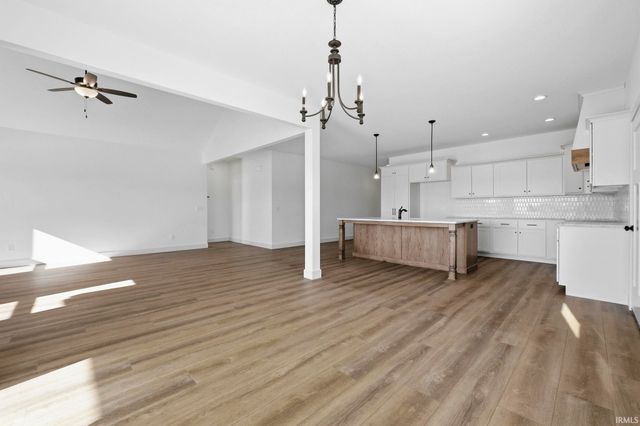 4877 Silverstone Passage, Fort Wayne, IN 46818