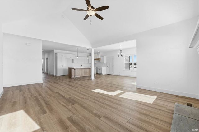 4877 Silverstone Passage, Fort Wayne, IN 46818