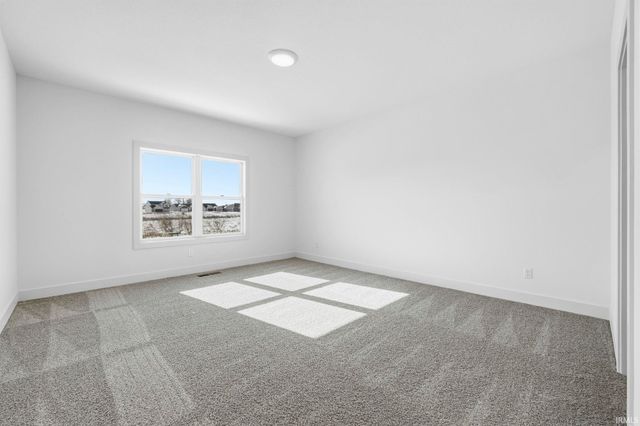 4877 Silverstone Passage, Fort Wayne, IN 46818