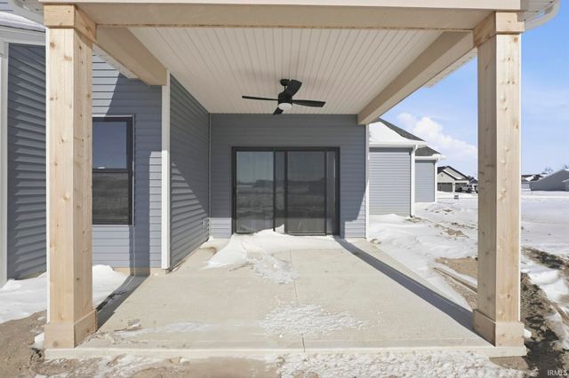 4877 Silverstone Passage, Fort Wayne, IN 46818