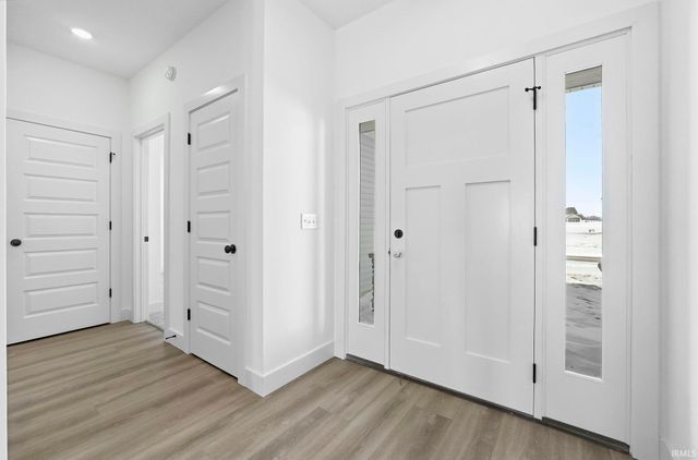 4877 Silverstone Passage, Fort Wayne, IN 46818