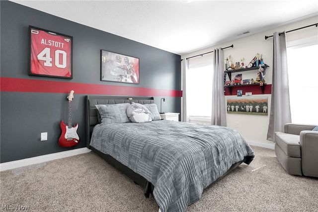 636 Kelburn Lane, Pickerington, OH 43147