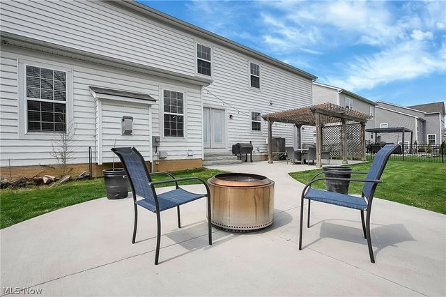 636 Kelburn Lane, Pickerington, OH 43147