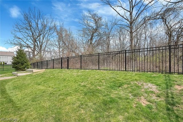 636 Kelburn Lane, Pickerington, OH 43147