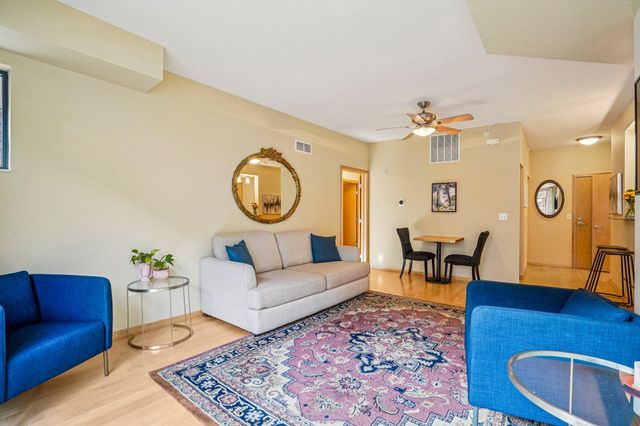 825 Berry Street 106, Saint Paul, MN 55114