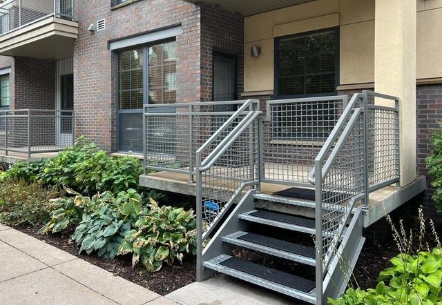 825 Berry Street 106, Saint Paul, MN 55114