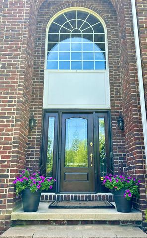 26375 Glenwood Drive, Novi, MI 48374