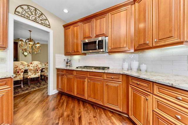 26375 Glenwood Drive, Novi, MI 48374