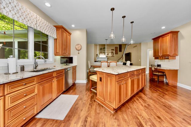 26375 Glenwood Drive, Novi, MI 48374
