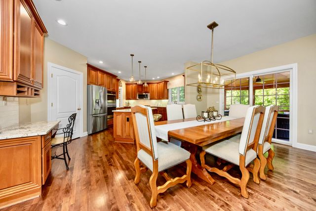 26375 Glenwood Drive, Novi, MI 48374