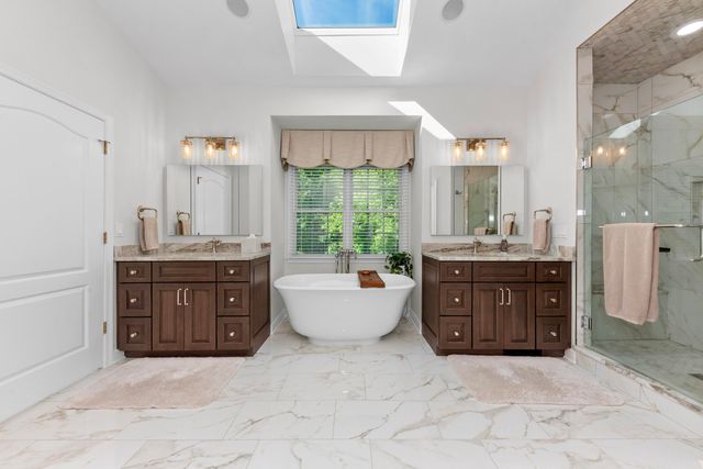 26375 Glenwood Drive, Novi, MI 48374