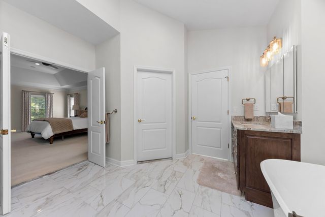 26375 Glenwood Drive, Novi, MI 48374