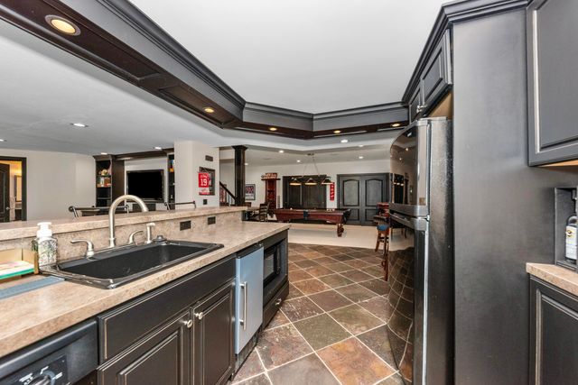 26375 Glenwood Drive, Novi, MI 48374