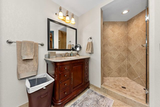 26375 Glenwood Drive, Novi, MI 48374