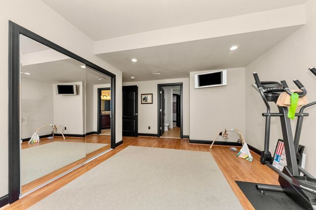 26375 Glenwood Drive, Novi, MI 48374