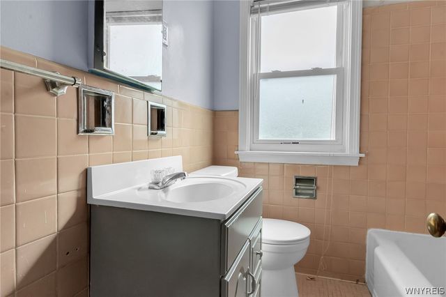 57 Erskine Avenue, Buffalo, NY 14215