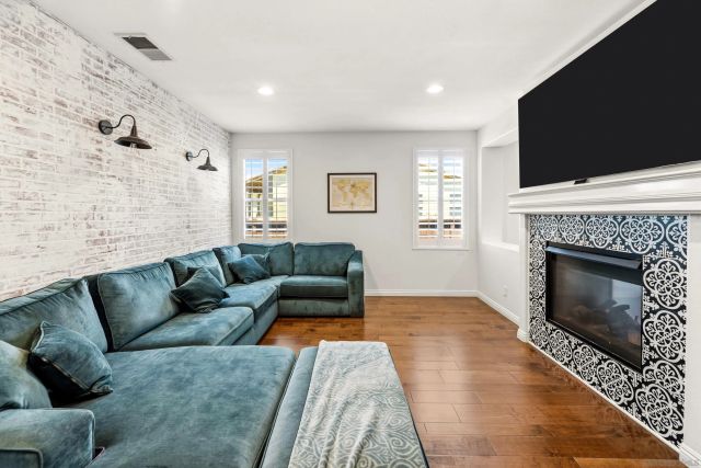953 Stoneridge Way, San Marcos, CA 92078
