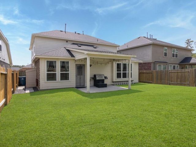 10048 Gold Finch Run, Magnolia, TX 77354