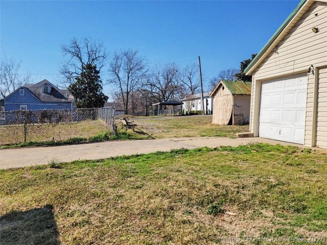 503 W Choctaw Street, Tahlequah, OK 74464